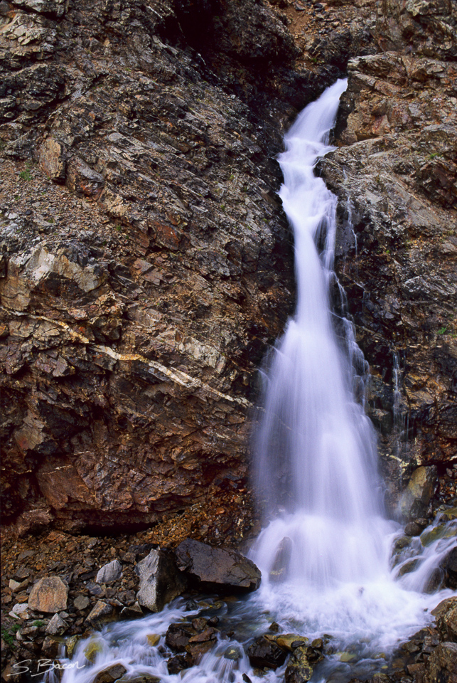 Falls along the Raven Glacier Trail