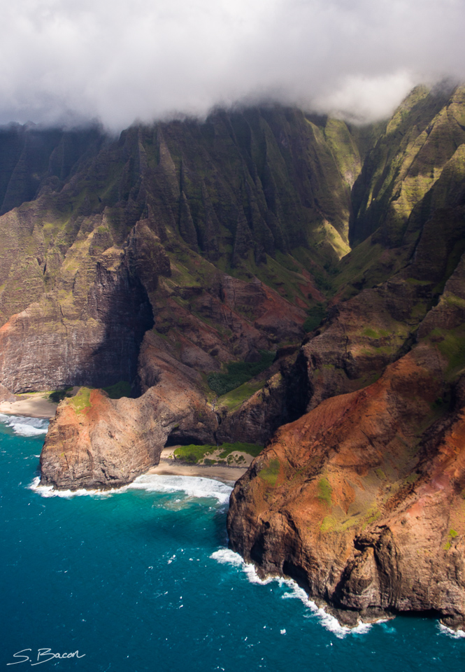 Honopu Arch - Na Pali Coast